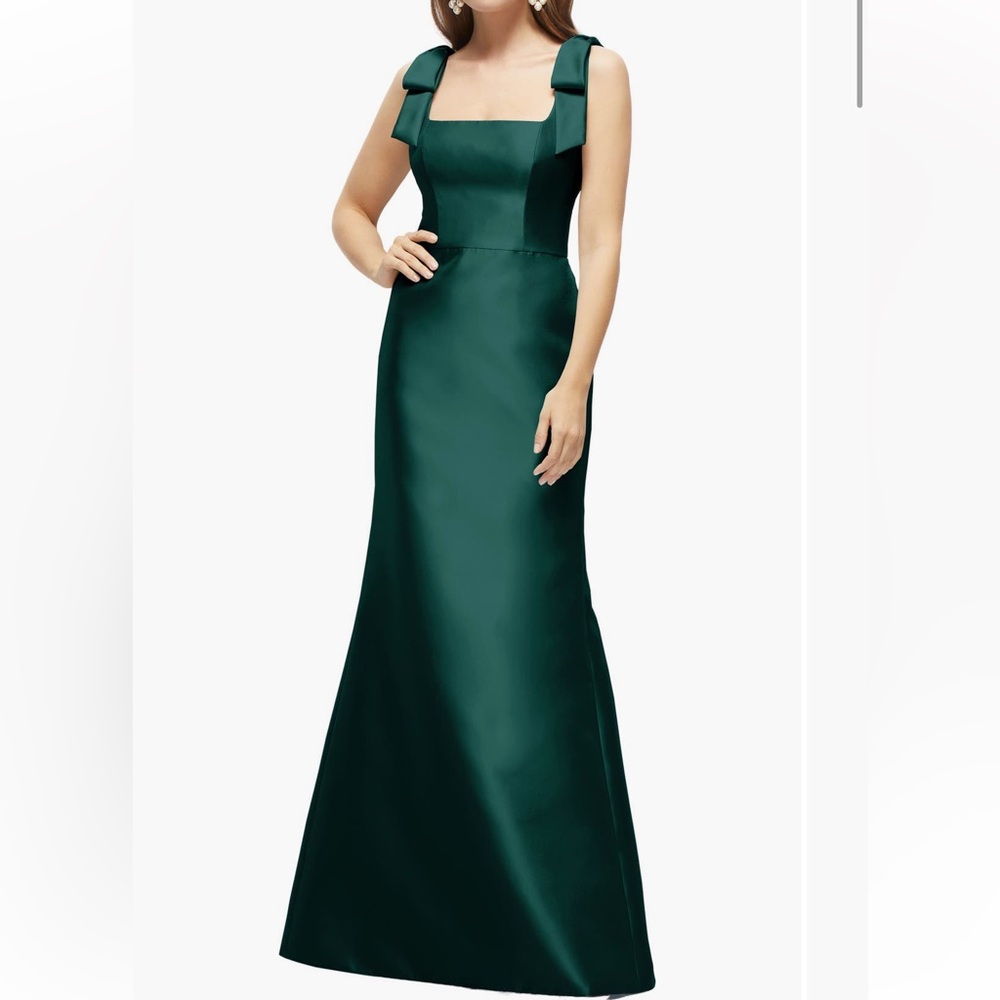 New ALFRED SUNG Bow Strap Satin Twill Trumpet Gown in color EverGreen